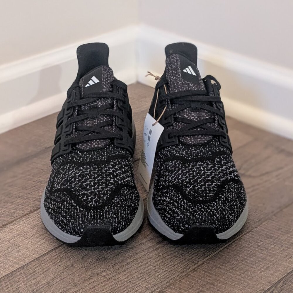 Adidas Ultradream DNA shoes | Sz 10 men | Black / Grey - Picture 3 of 6